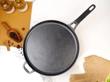 Long Handle Dosa Pan - Cast Iron - Premium - Elevated Handle .